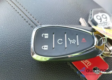 2018 Chevrolet Equinox Premier from USA, damaged, VIN 3GNAXVEV8JL100392